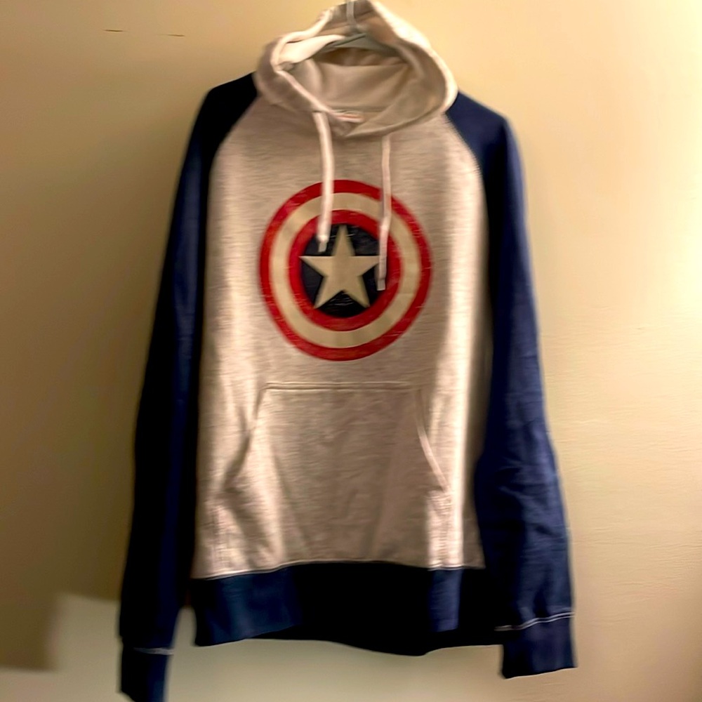 Universal studios captain America boys large hoodie.